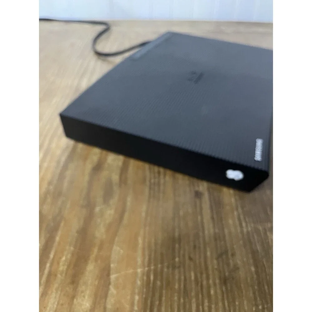 Samsung BD-J5700 Smart Curved Blu-Ray Disc DVD Player Streaming No Remote Tested